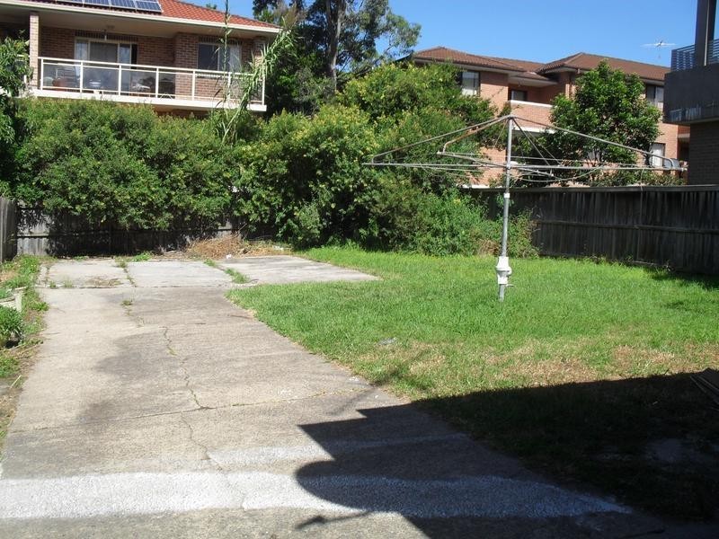 22 Bembridge Street, Carlton NSW 2218