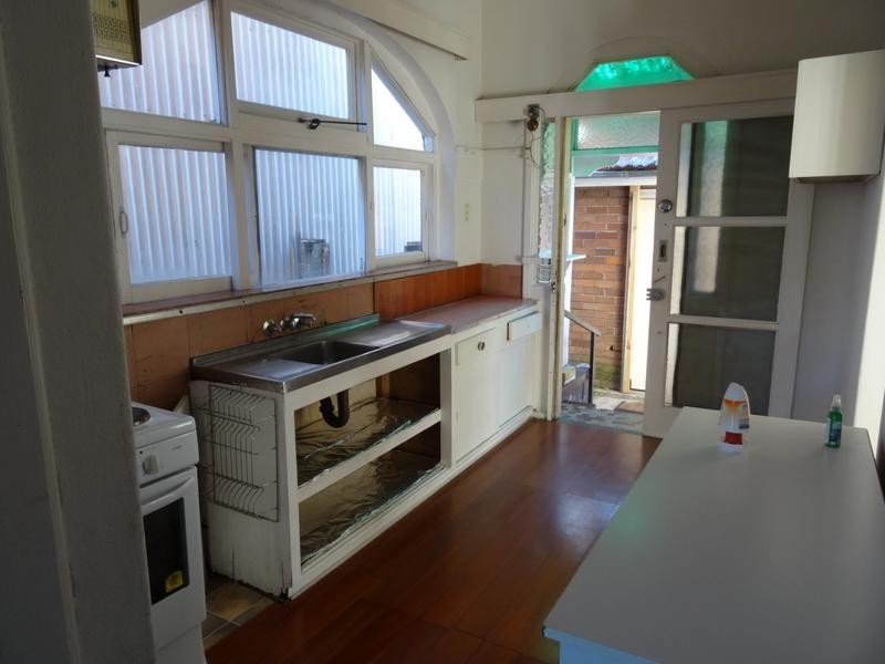 1/352 Railway Parade, Carlton NSW 2218