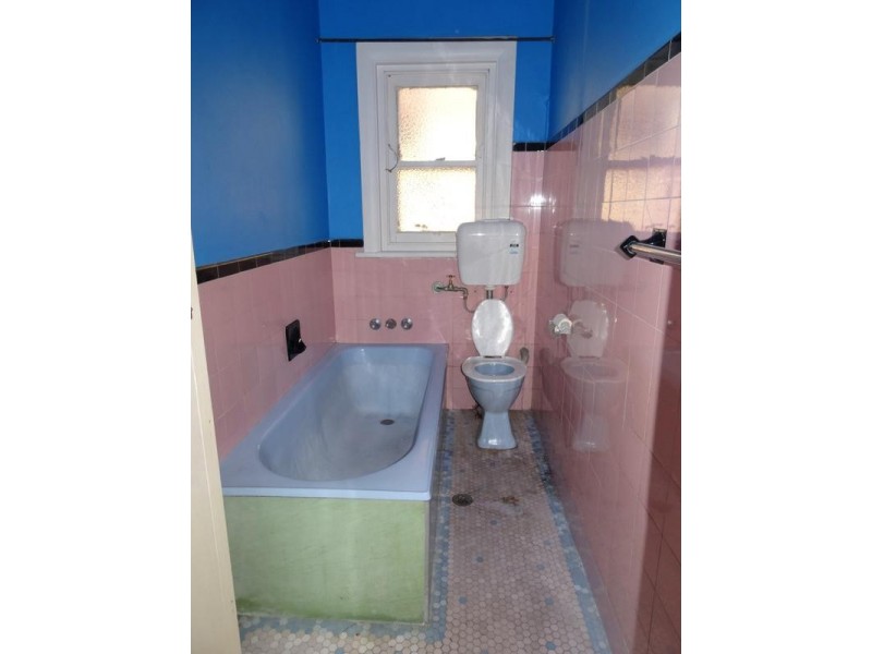 1/352 Railway Parade, Carlton NSW 2218