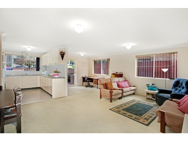 1/72-74 Carrington Avenue, Hurstville NSW 2220