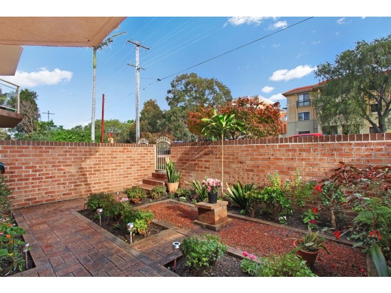 1/72-74 Carrington Avenue, Hurstville NSW 2220