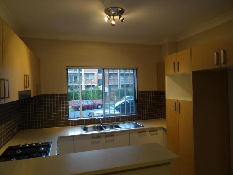 1/13-15 Mill Street, Carlton NSW 2218