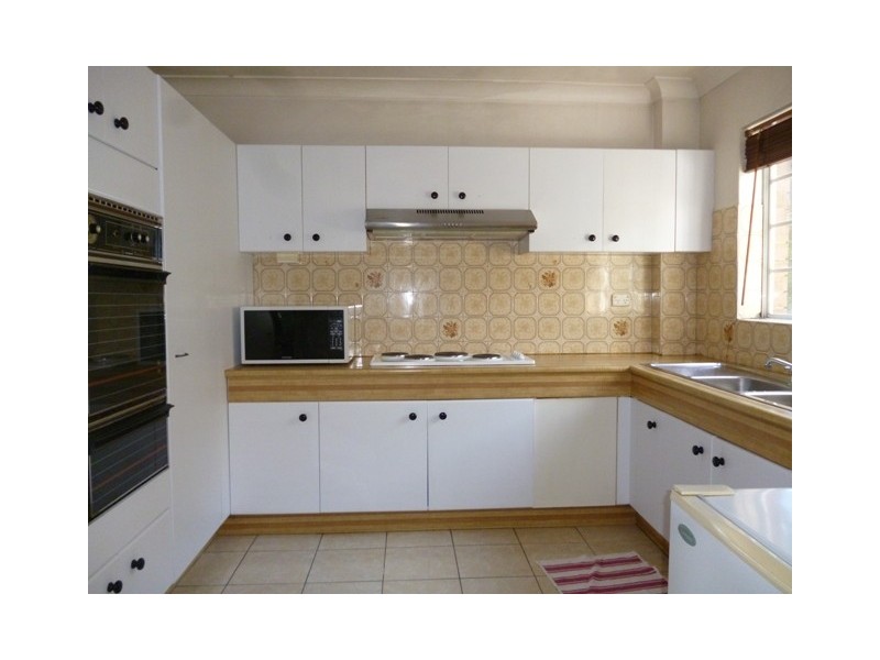 16/95 Flora Street, Sutherland NSW 2232