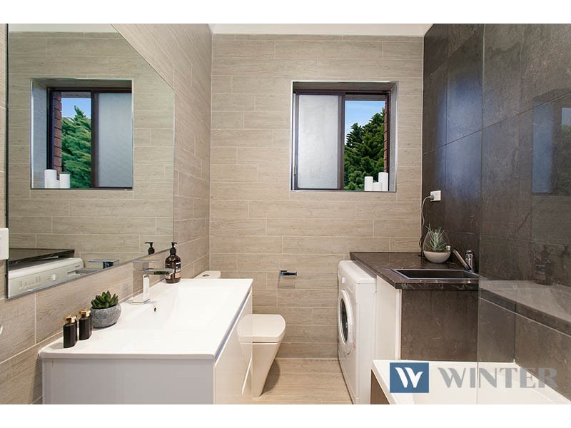 12/16-20 Hampton Court Road, Carlton NSW 2218