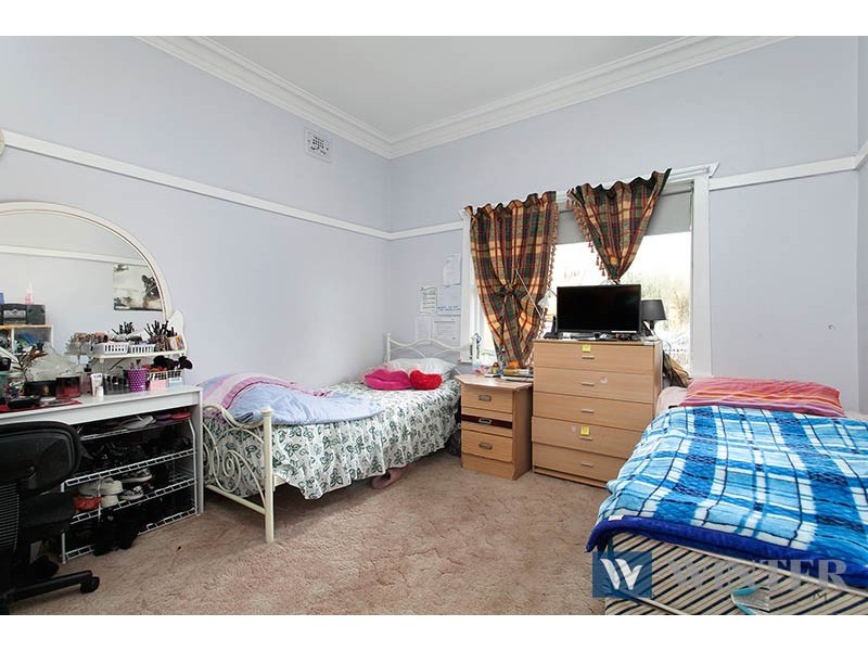 70 Lily Street, Hurstville NSW 2220