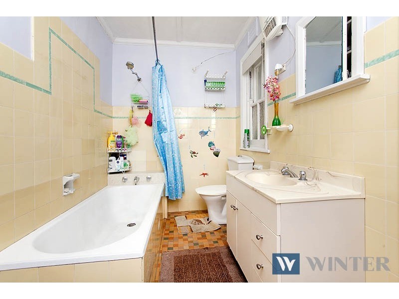 70 Lily Street, Hurstville NSW 2220