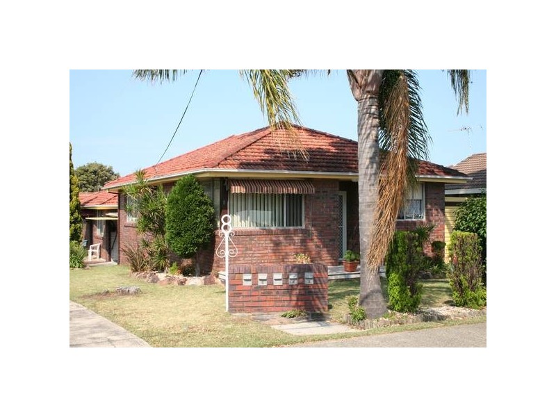 1/8 Regent, Bexley NSW 2207