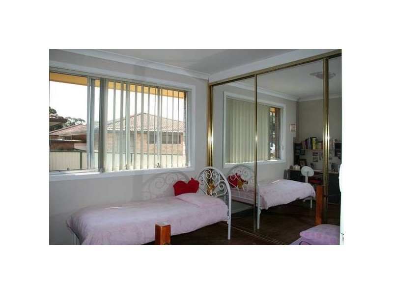 1/8 Regent, Bexley NSW 2207