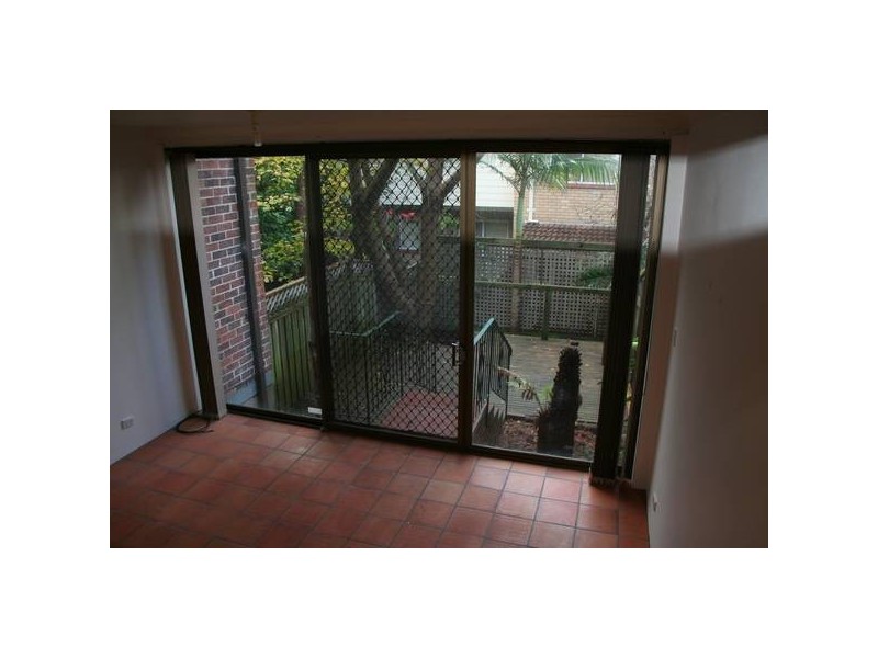 6/44 Hampton Court Road, Carlton NSW 2218