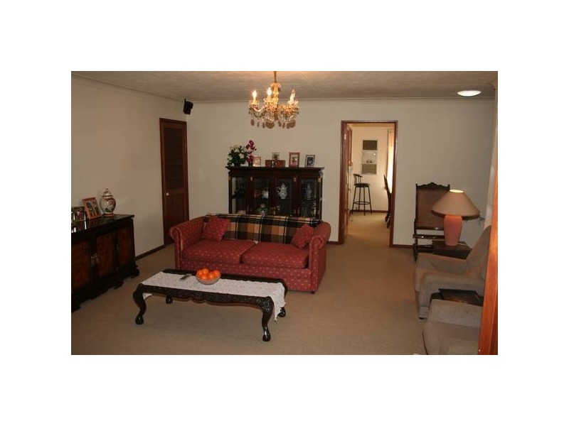 2 Brockwell Place, Blakehurst NSW 2221