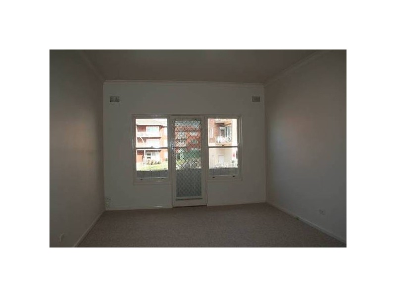 2/558 Railway Parade, Hurstville NSW 2220