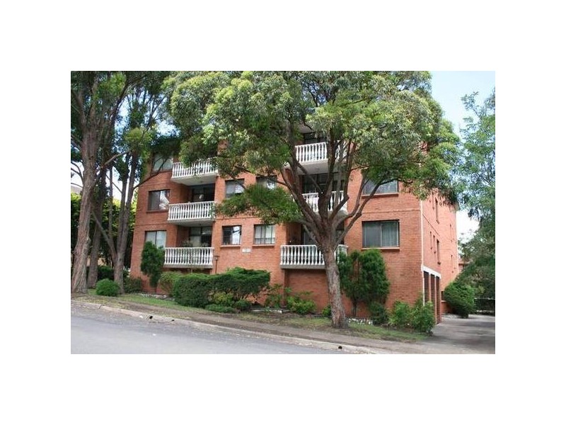 14/16 Hampton Court Road, Carlton NSW 2218