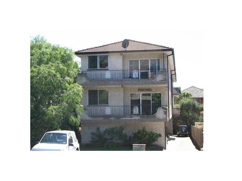 2/6 Carnarvon Street, Carlton NSW 2218