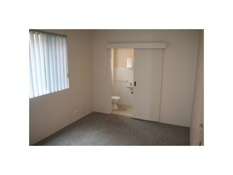 2/6 Carnarvon Street, Carlton NSW 2218