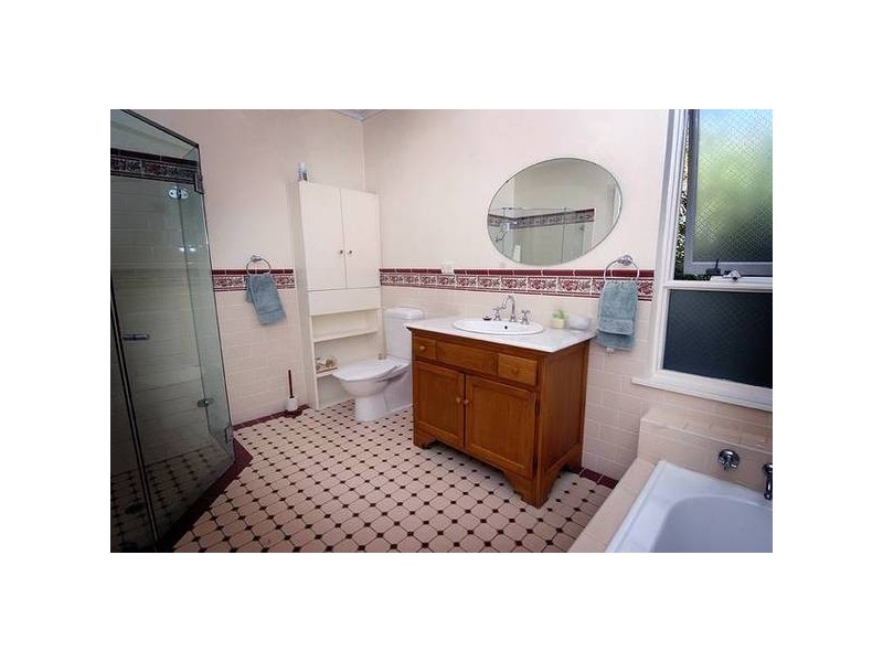 10 Nielsen Avenue, Carlton NSW 2218