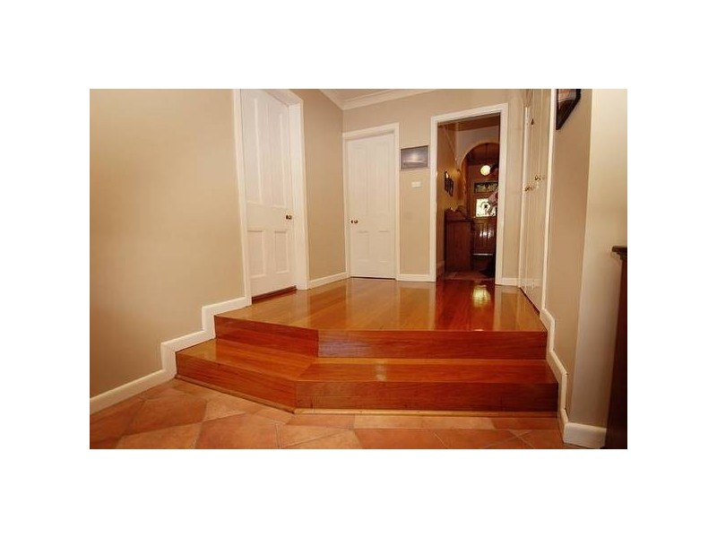 10 Nielsen Avenue, Carlton NSW 2218