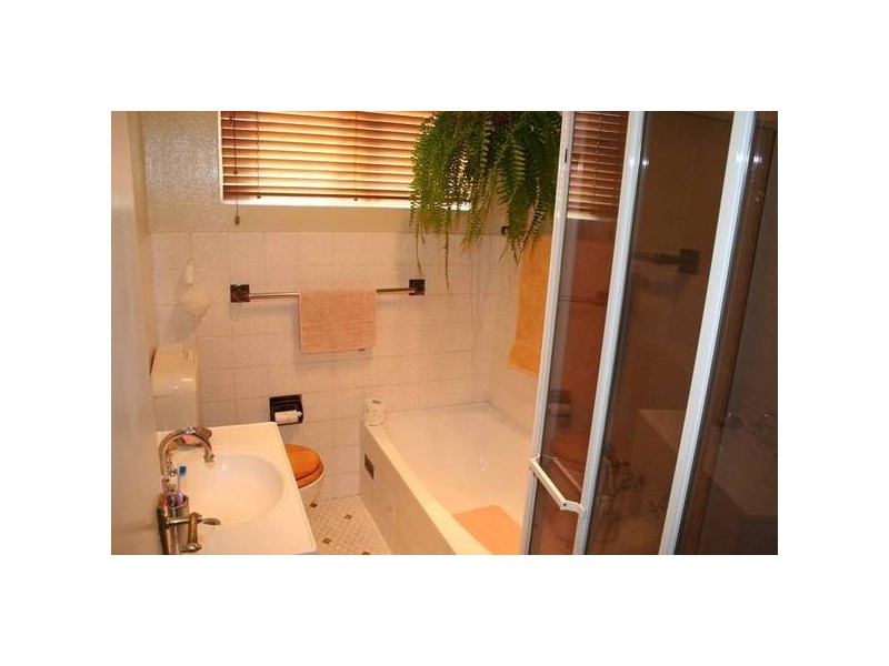 2/4 Hayburn Avenue, Rockdale NSW 2216