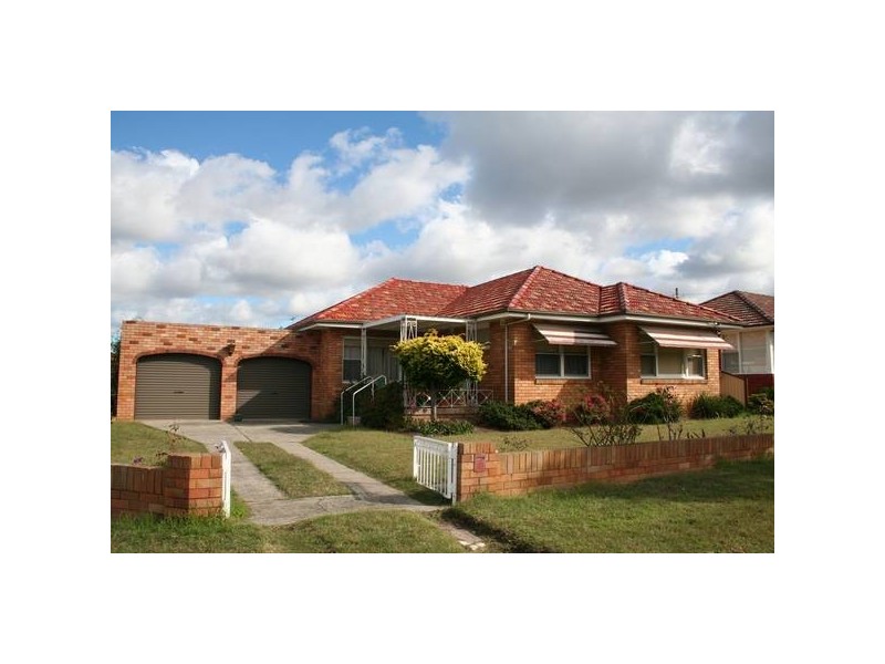 8 Fairway Avenue, Kogarah NSW 2217