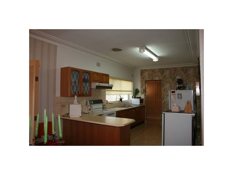 8 Fairway Avenue, Kogarah NSW 2217