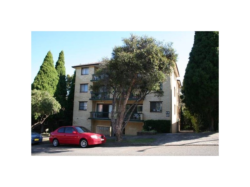 7/13-15 Winchester Street, Carlton NSW 2218