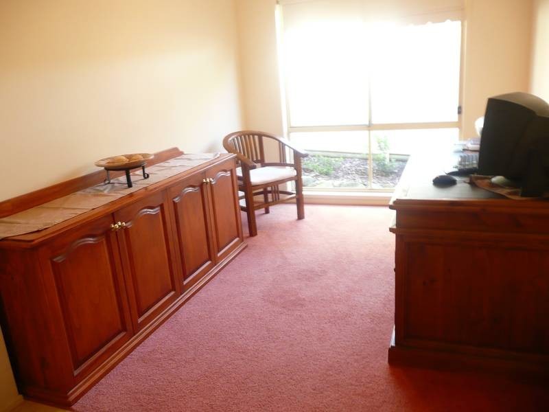 3a Macquarie Rd, Morisset Park NSW 2264