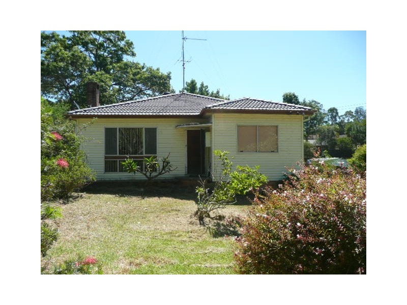 32 Red Hill Street, Cooranbong NSW 2265