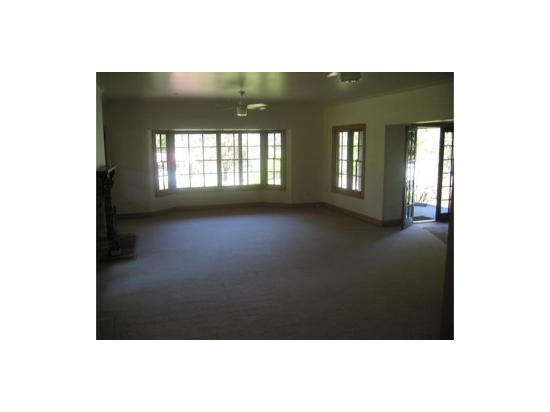 273 Owens Road, Martinsville NSW 2265