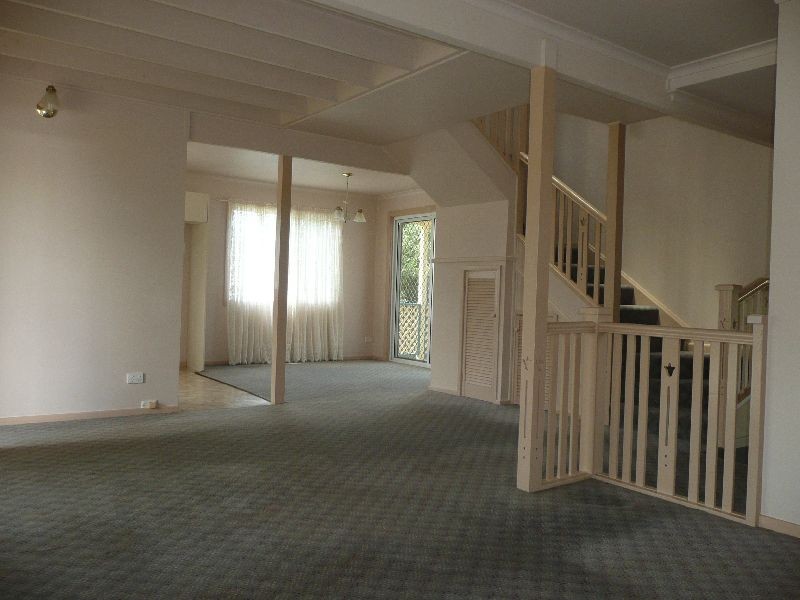 70 Dora St, Dora Creek NSW 2264