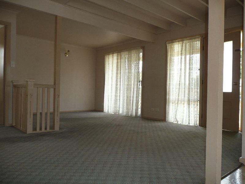 70 Dora St, Dora Creek NSW 2264