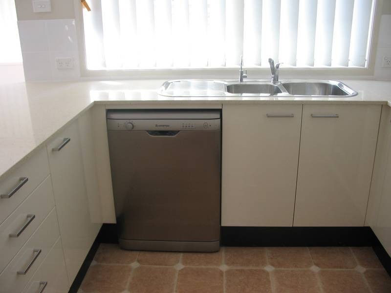 2 Garner Close, Cooranbong NSW 2265