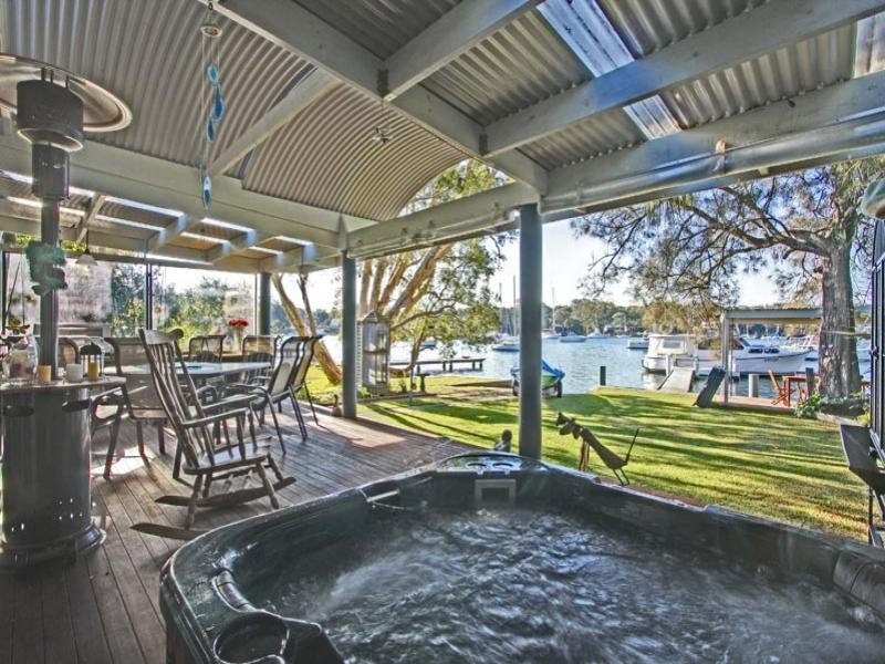 Brightwaters NSW 2264