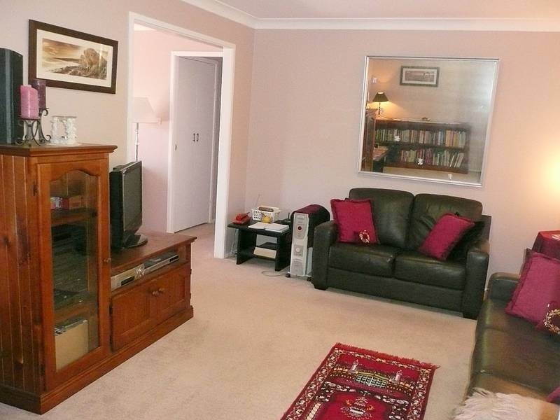 8 Clifford Avenue, Cooranbong NSW 2265