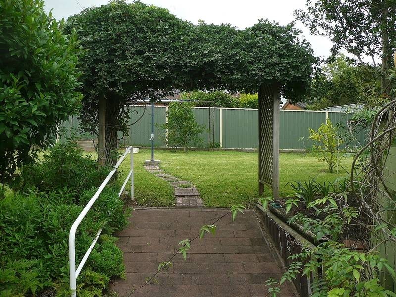 15 Meyers Crescent, Cooranbong NSW 2265