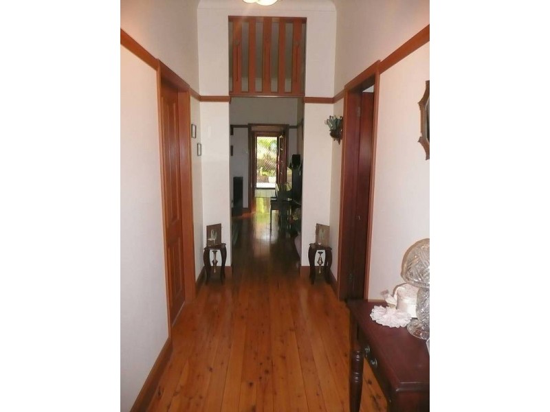 Eraring NSW 2264
