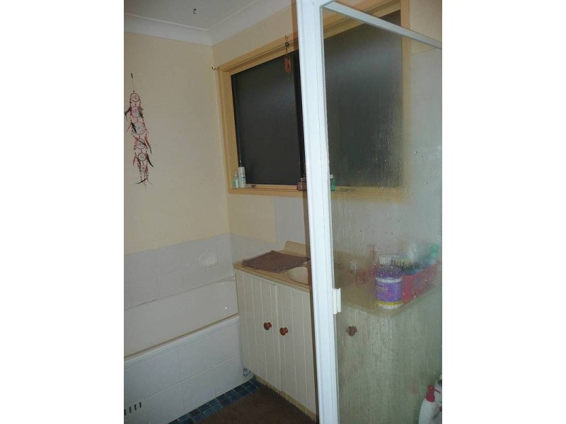 Windermere Park NSW 2264