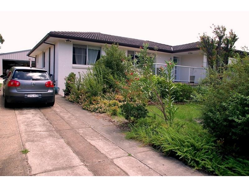 13 Clifford Ave, Cooranbong NSW 2265