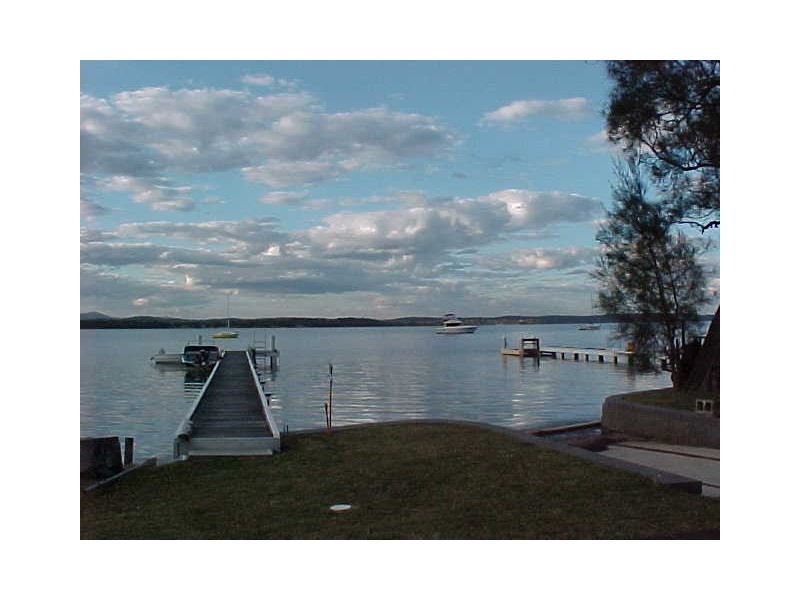 107 Grande PARADE, Bonnells Bay NSW 2264