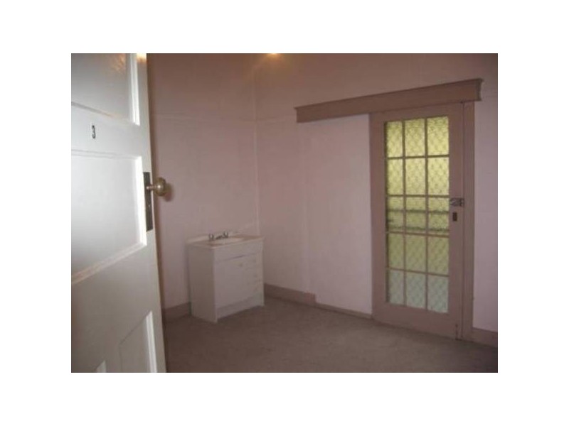 Wharf Street, Morisset NSW 2264