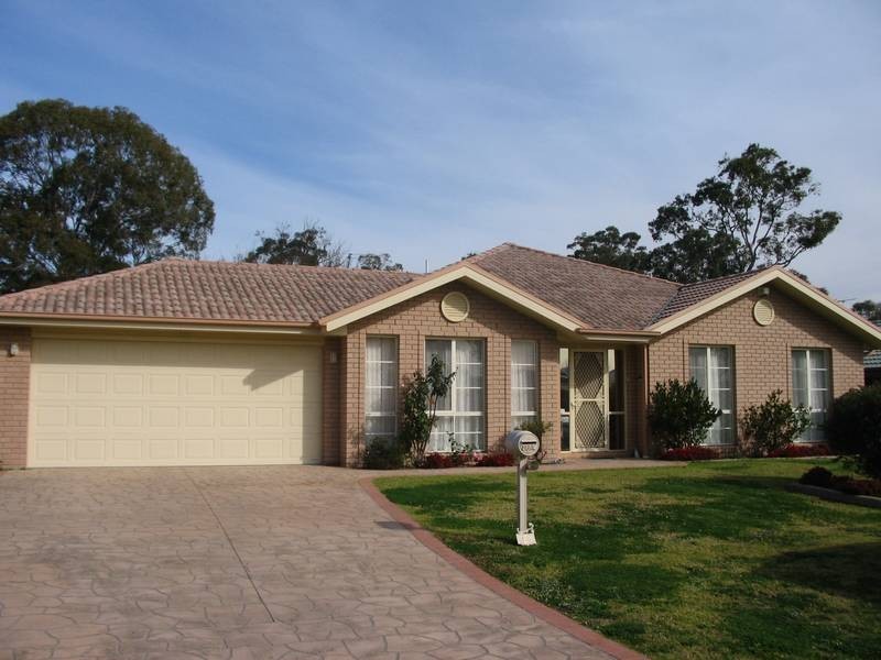 6 Hayward Place, Cooranbong NSW 2265