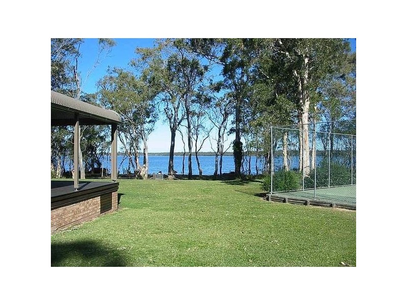 Summerland Point NSW 2259