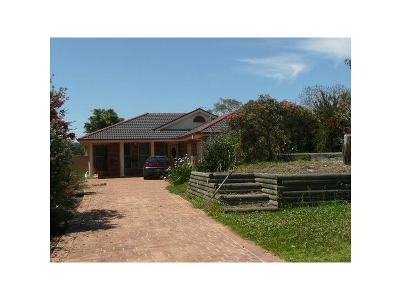 6 Goldenia Close, Morisset NSW 2264