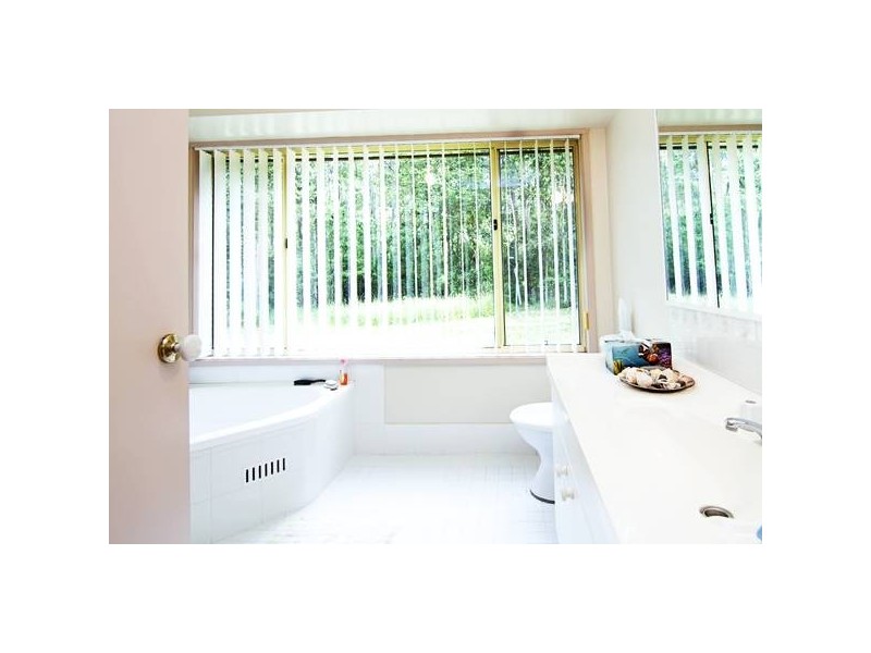 15 BellbirdCl, Cooranbong NSW 2265