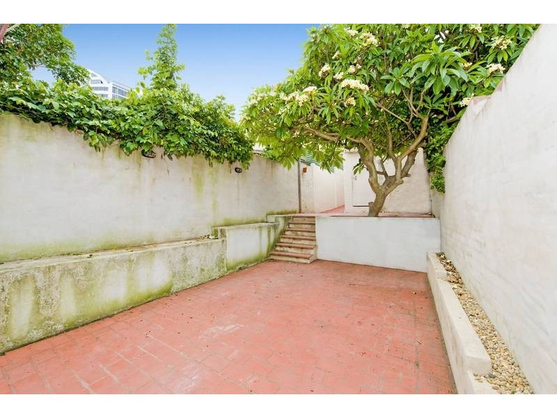 17 Mackenzie Street, Bondi Junction NSW 2022