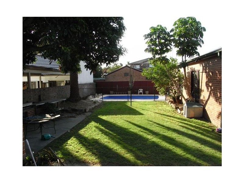 13 Lenthall Street, Kensington NSW 2033