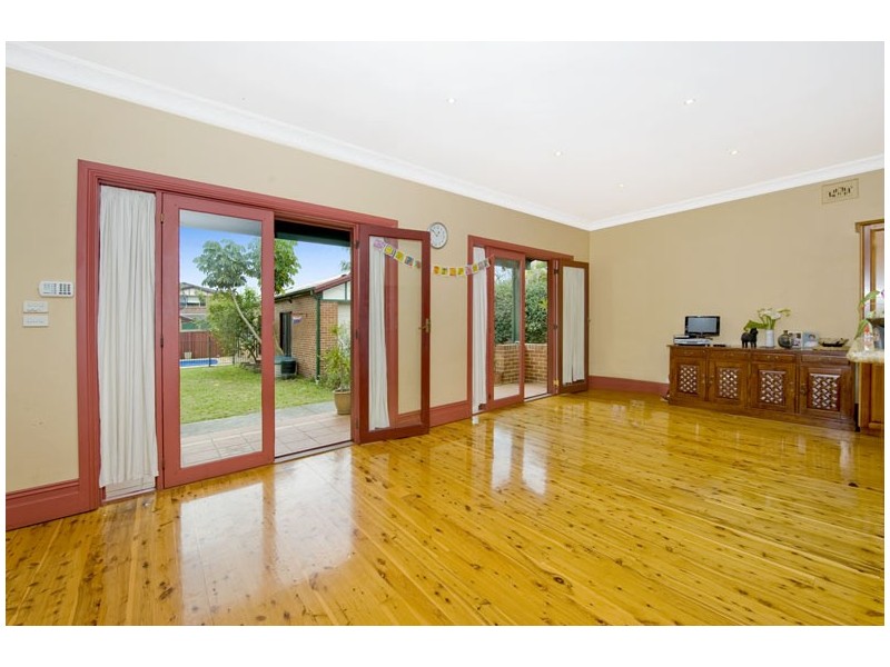 13 Lenthall Street, Kensington NSW 2033