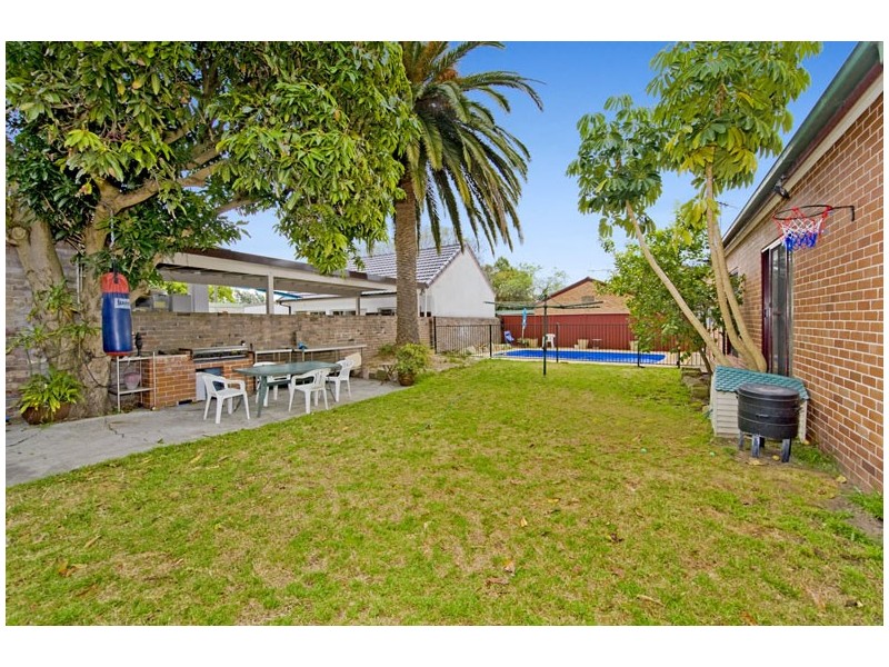 13 Lenthall Street, Kensington NSW 2033