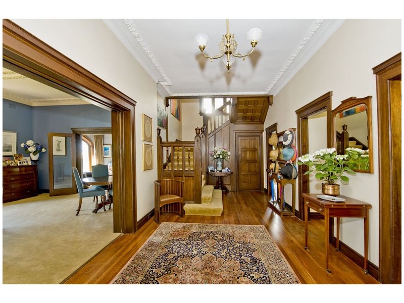 9 Drumalbyn Road, Bellevue Hill NSW 2023