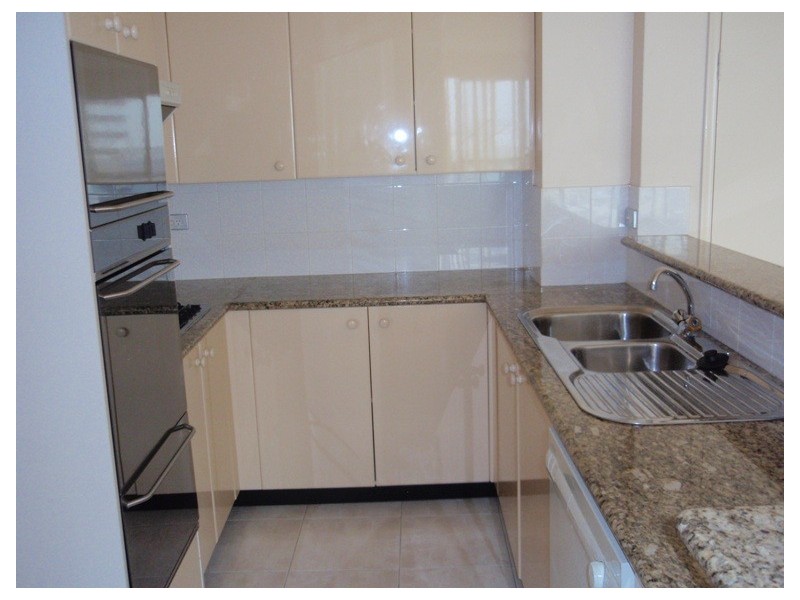 28/2A Hollywood Avenue, Bondi Junction NSW 2022