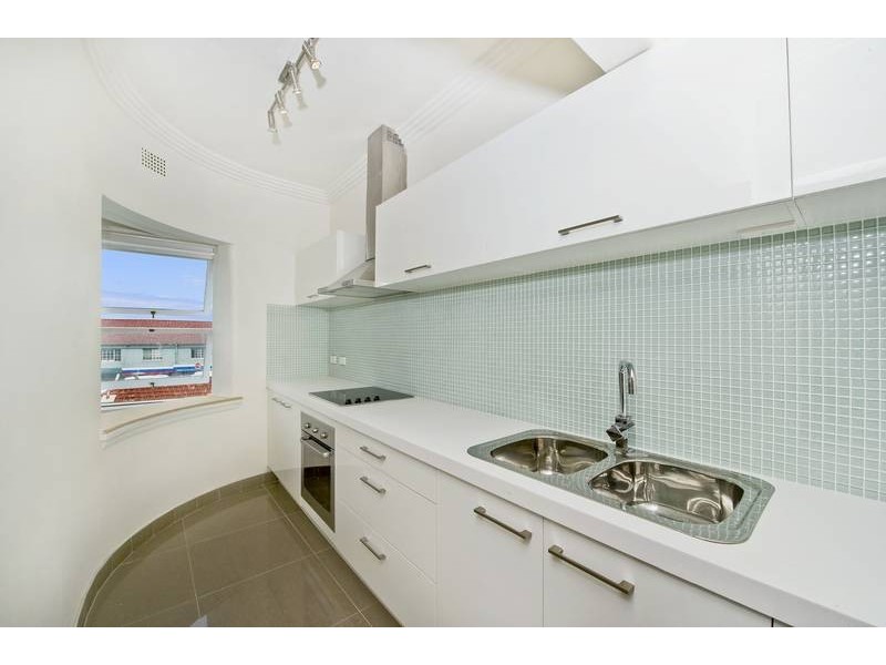 11/33 Campbell Parade, Bondi Beach NSW 2026