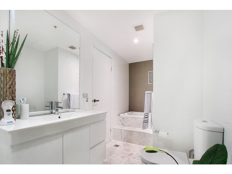 609/80 Ebley Street, Bondi Junction NSW 2022
